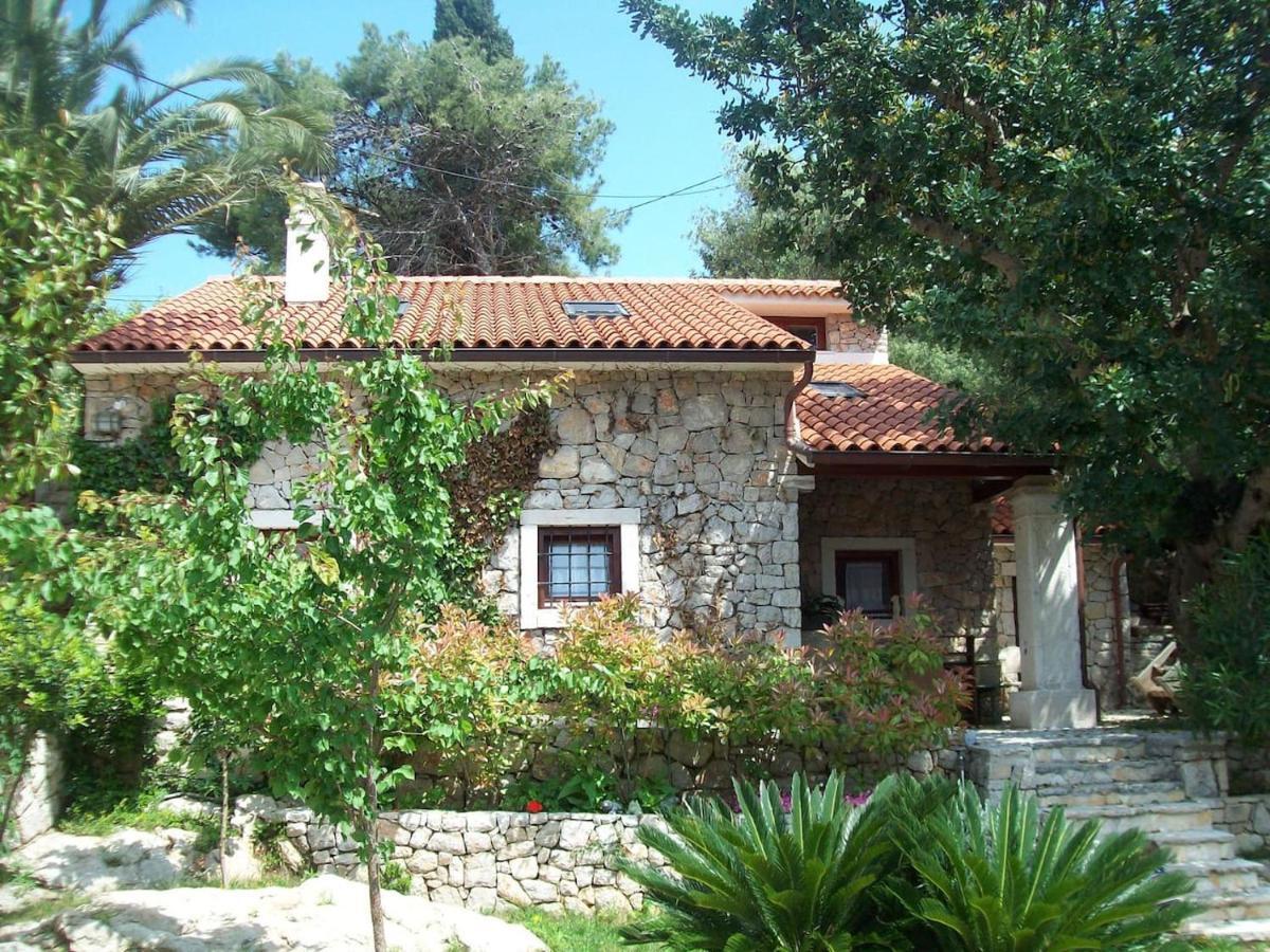 فيلا Stone House Retreat مالي لوشينغْ المظهر الخارجي الصورة